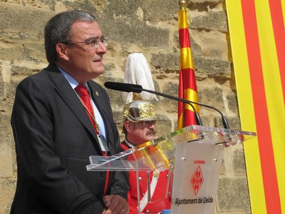 Foto 3. En els parlaments, Ros ha defensat l'estat del benestar i el model educatiu català.