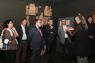 Foto 2. El paer en cap, el president de la Diputació, Joan Reñé, i el president del Consell Comarcal del Segrià, Pau Cabré, en la visita de l'Abat al….