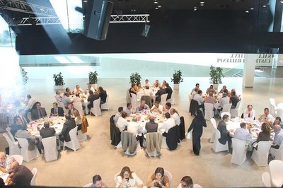 Foto 2. El dinar s'ha fet al Palau de Congressos La Llotja.