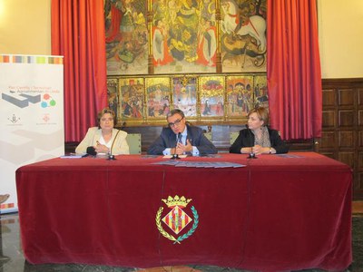 Àngel Ros, amb Rosa Mª Ros (a la dreta) i Carina Tèrmens..