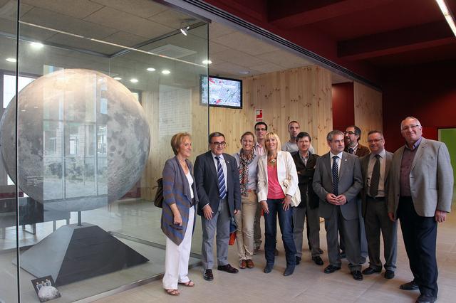 La maqueta de la lluna és un dels elements patrimonials del Parc Científic.