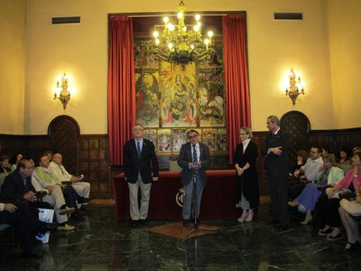 Foto 2. Ros ha presidit la recepció oficial que s'ha fet al Saló del Retaule.
