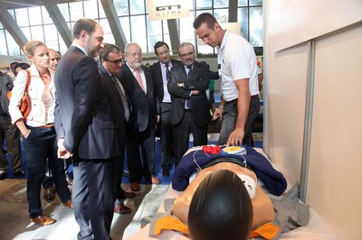 Entre els productes que ofereixen empreses vinculades al Municipalisme hi ha també aparells tecnològics destinats a la salut..