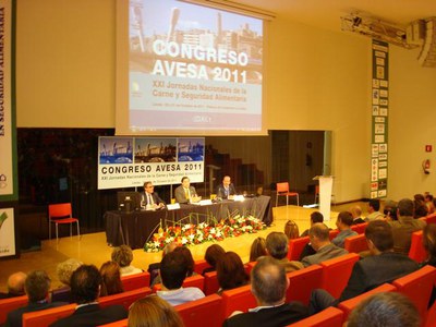 Fotografia de la inauguració del congrés, presidida pel Conseller d'Agricultura, Josep Maria Pelegrí.
