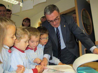 Fotografia de la visita a les instal·lacions.