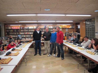 Foto 3. Guillem Baches ha tingut 25 rivals en aquesta quarta edició de les partides d'escacs simultànies a Balàfia.