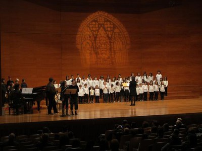 Foto 4. La Cantada d’Els Pastorets ha estat interpretada per diferents corals infantils.