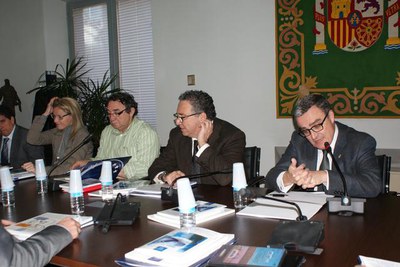 Àngel Ros i Montse Mínguez, en un moment de la reunió..