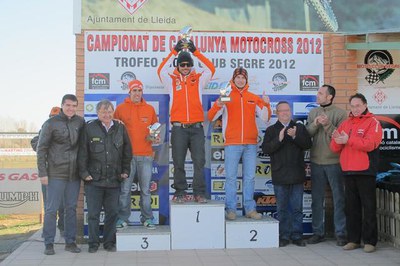 Foto 2. Alonso ha participat en el lliurament de premis als guanyadors de les diferents categories.