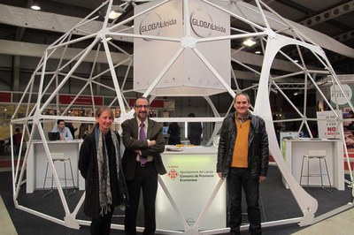 Foto 2. Presseguer, a l'estand de GlobaLleida, també present a la fira.