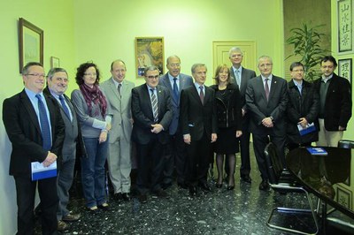 Foto 2. L'alcalde ha presidit el lliurament de la medalla al doctor Ramon Vilaseca.