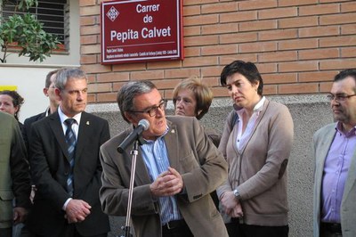 Foto 3. L'alcalde també ha subratllat la seva aportació en el moviment associatiu veïnal i que va ser impulsora de l'Escola Bressol al barri i.
