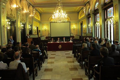 Foto 2. El plenari s'ha celebrat aquesta tarda al Saló de Sessions de la Paeria.