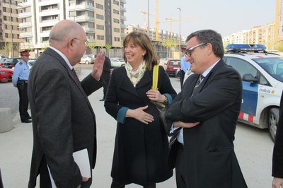 L'alcalde, Àngel Ros, ha saludat la Consellera durant la seva visita a Lleida.