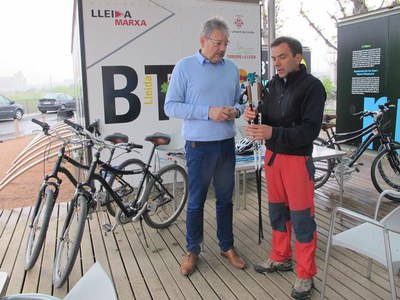 El Centre BTT proposa una nova activitat: la marxa nòrdica.