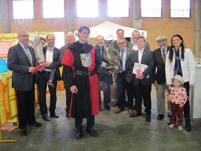 Foto 6. En aquests dos dies, es fan diferents tallers i activitats paral·leles.