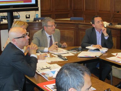 Foto 2. Fèlix Larrosa ha presidit l’assemblea de l’Asociación Española de destinos para la promoción del Turismo Gastronómico, a Sant Sebastià.