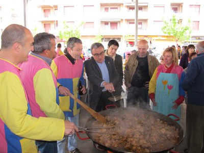 Foto 2. El Dia del Penyista al barri de Pardinyes ha aplegat mig miler de penyistes.