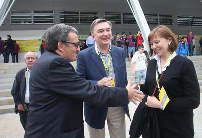 Foto 2. L'alcalde ha convidat l'ambaixador a visitar la ciutat en la seva estada a Lleida.