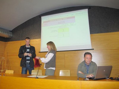 Foto 2. Els números 22 i 725 determinen les inscripcions per a Estiu de Petits, Estiu de Joc i Esportmania.