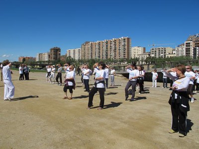 Foto 2. L'activitat s'emmarca en la celebració del Dia Mundial de l'Activitat Física.