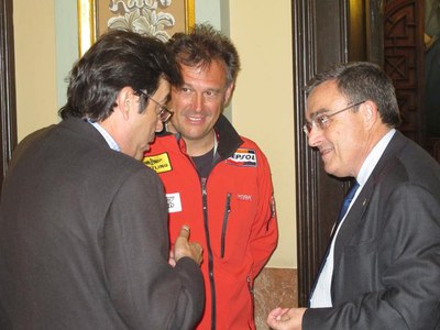 Foto 3. Ros ha destacat la tradició aeronàutica de la ciutat.