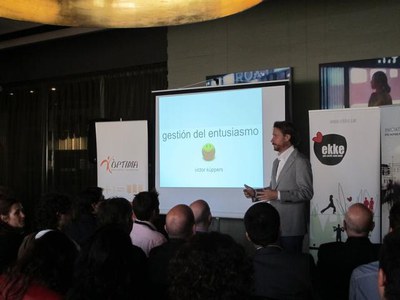 És el tercer esmorzar empresarial que ha organitzat Optima, al qual han assistit un centenar de persones.