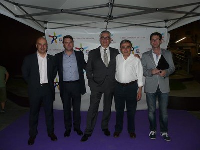 Foto 2. L'alcalde, amb el tinent d'alcalde Rafael Peris, Josep Bellera i Enric Duch.