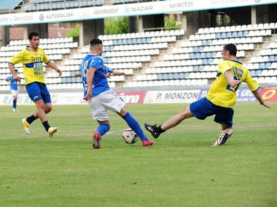 Foto 2. Txema Alonso ha participat en el triangular benèfic.