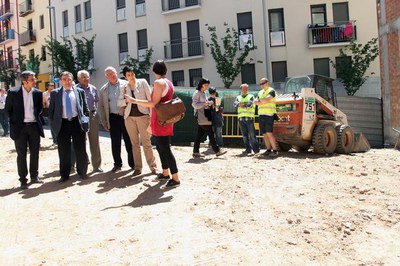 El projecte “Solars Vius” comença amb la recuperació del pati ubicat al carrer Alsamora, cantonada carrer Galera..
