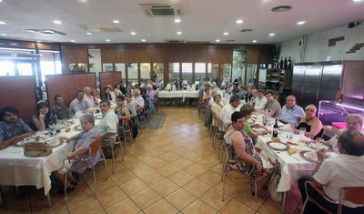 La gent gran de Cappont, al dinar d'homenatge..