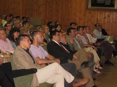 Foto 2. Alonso, amb Perisé i Aril, a la sala d'actes del col·legi Maristes Montserrat.