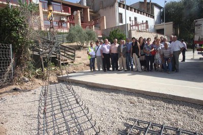 La nova coberta de la pista polivalent de Butsènit estarà enllestida al setembre.