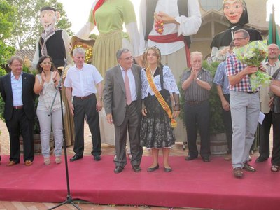 Imposició de bandes a les pubilles i hereus.