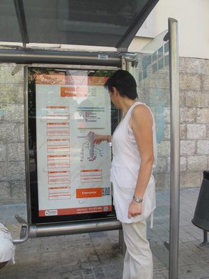 L’Ajuntament de Lleida ha millorat la informació a les parades sobre els autobusos urbans a partir de cartells que concentren en un únic element tote….