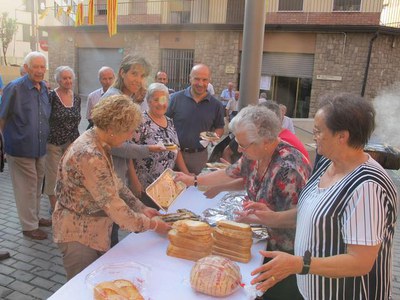 Foto 2. Els veïns de l'Ereta clouen aquest diumenge la festa major del barri.
