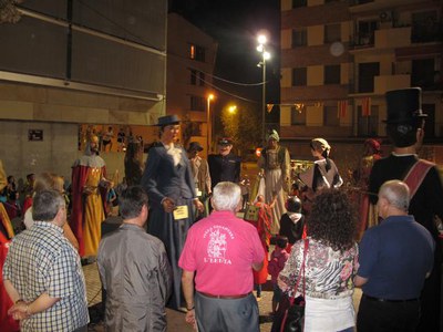 Foto 2. Diversos regidors de la Paeria han assistit a la ballada final.