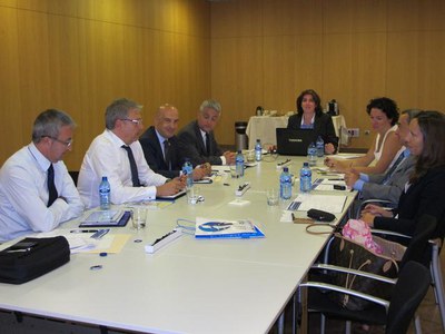 Foto 3. Una de les taules de treball ha tractat la promoció econòmica i el turisme.