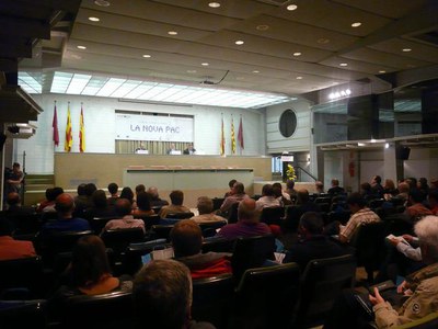 La publicació mensual Dossier Europa ha organitzat la jornada..