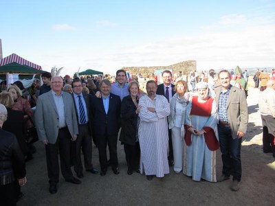 Foto 2. Diversos regidors han assistit a la recreació de les Noces Reials de Ramon Berenguer IV i Peronella d’Aragó.