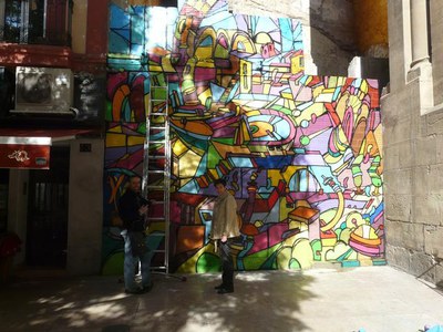 El grafit és obra de l'artista lleidatà, Blai Baules.