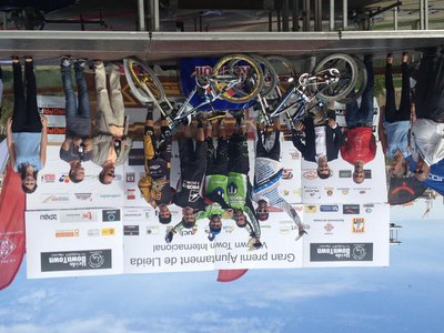 Foto 5. Txema Alonso ha participat en el lliurament de trofeus de la prova.