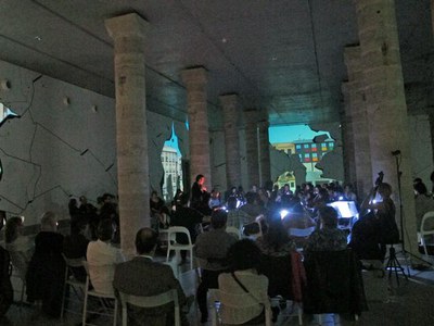 Foto 2. Montse Parra ha assistit aquesta tarda al concert final del Sincrònic, en què s’ha seleccionat l'obra guanyadora.