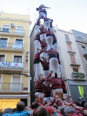 Foto 3. Els Castellers de Lleida han completat la tercera tripleta de vuit de la temporada.