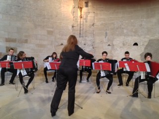 Foto 3. Concert de l'Escola d'Acordió de Lleida, fundada fa 29 anys.