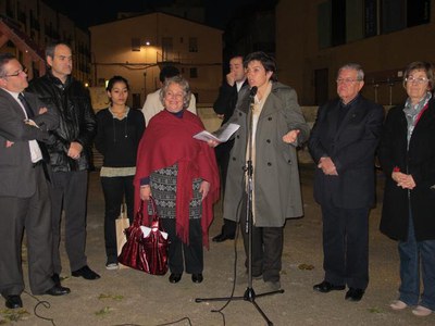 Foto 2. Marta Camps ha presidit el bateig de la plaça.