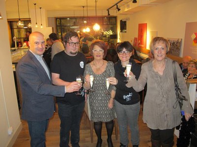 Foto 1. Peris i Arderiu, en l'obertura del cafè i soul Beat, al barri de Cappont.