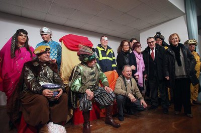 L'emissari reial ha recollit les cartes els infants de Cappont.