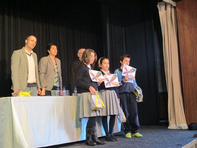 Un total de 110 nens i nenes de 5è i 6è de primària hi ha van participar en el concurs, en el qual s’havia d’il·lustrar la nova rambla Ferran.