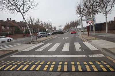 la Paeria també ha instal·lat bandes reductores a l’avinguda Onze de Setembre.